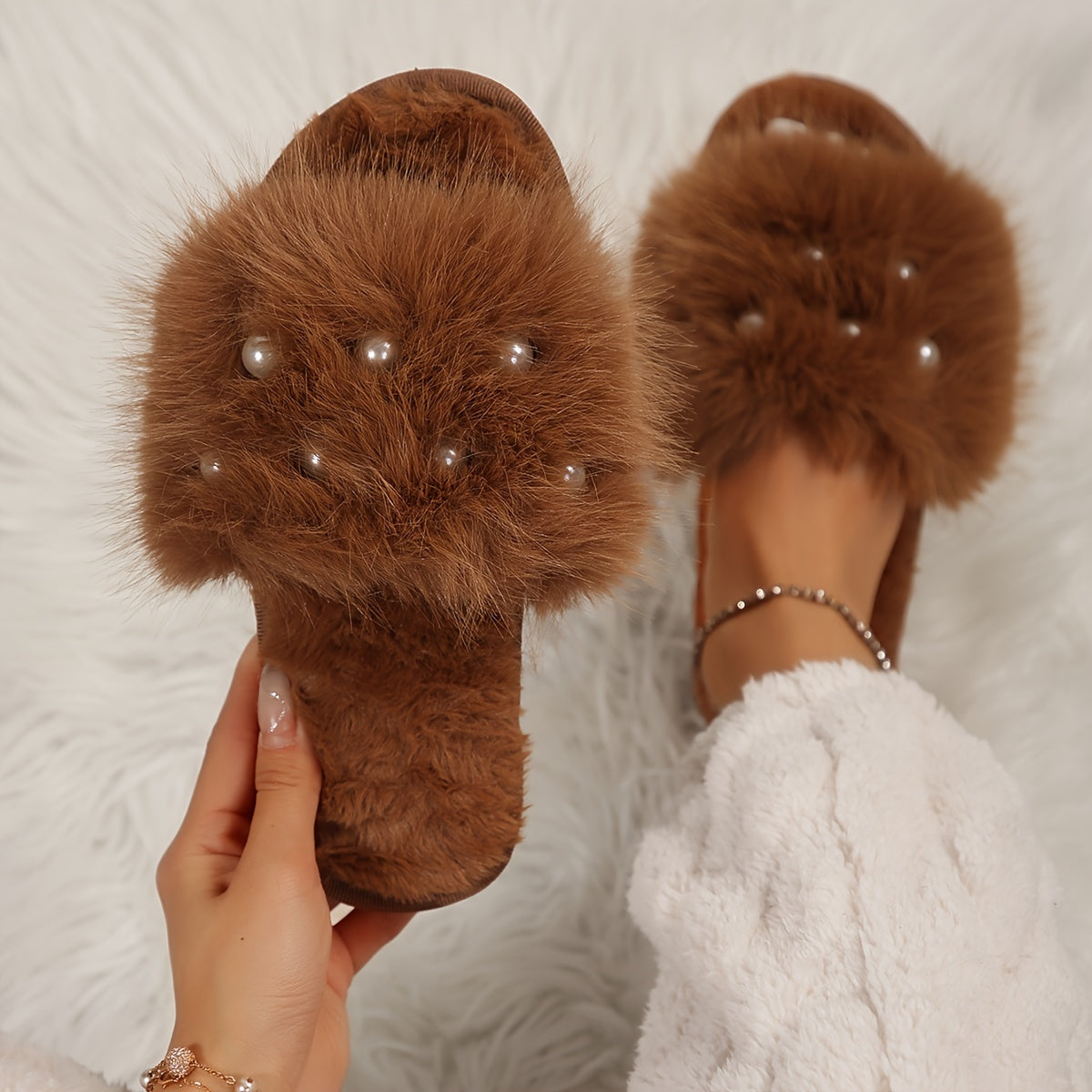 Fuzzy Faux Pearl Home Slippers, Soft Sole Plush Lined Indoor Shoes, Non-slip Floor Mute Slippers, Winter & Autumn